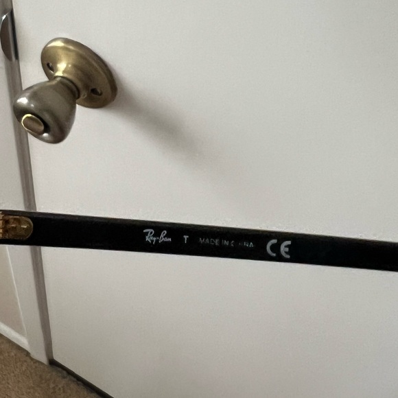 Ray ban clubmaster classic sunglasses - Picture 3 of 3